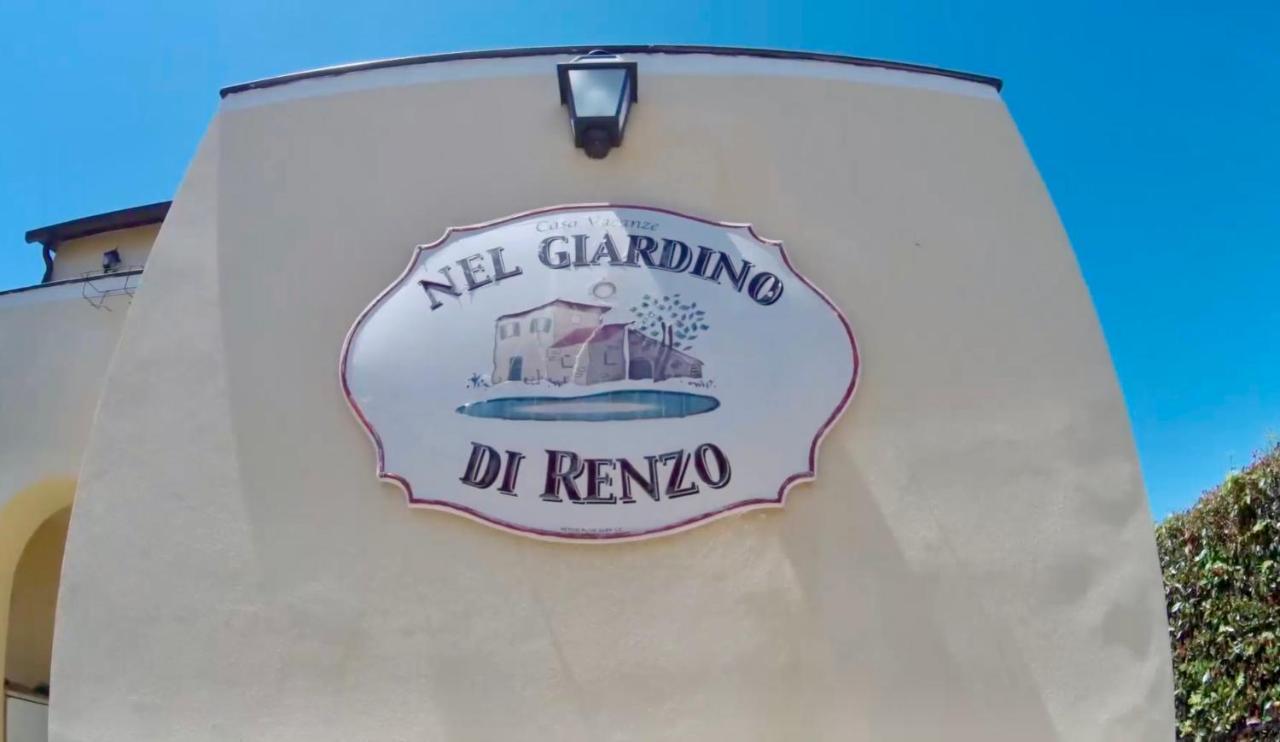 Casa Vacanze Nel Giardino Di Renzo Imperia Bagian luar foto