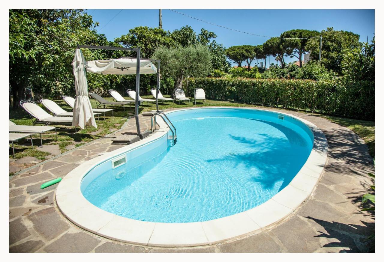 Casa Vacanze Nel Giardino Di Renzo Imperia Bagian luar foto