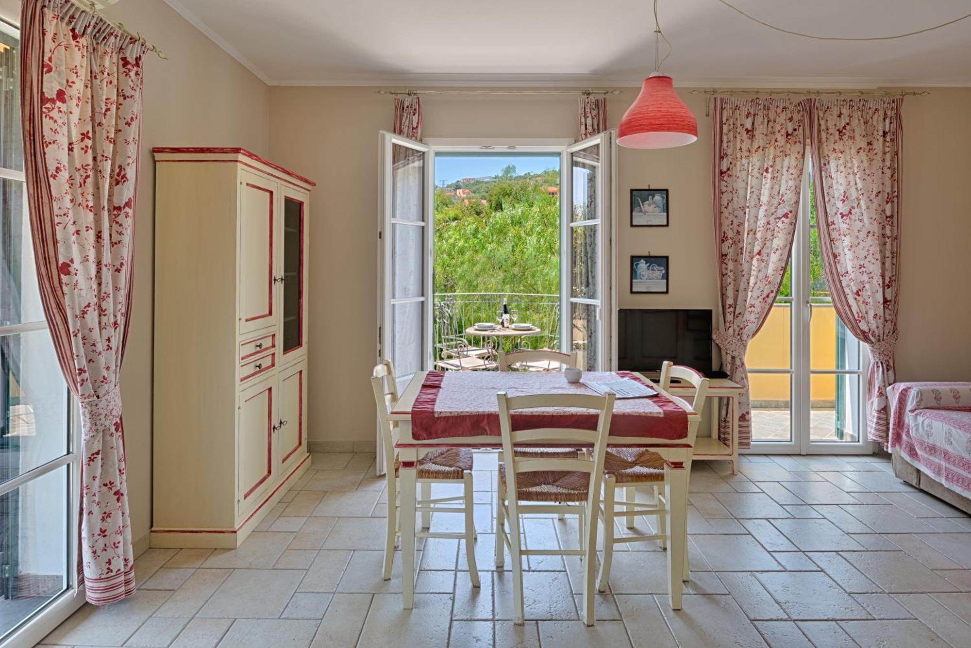 Casa Vacanze Nel Giardino Di Renzo Imperia Bagian luar foto