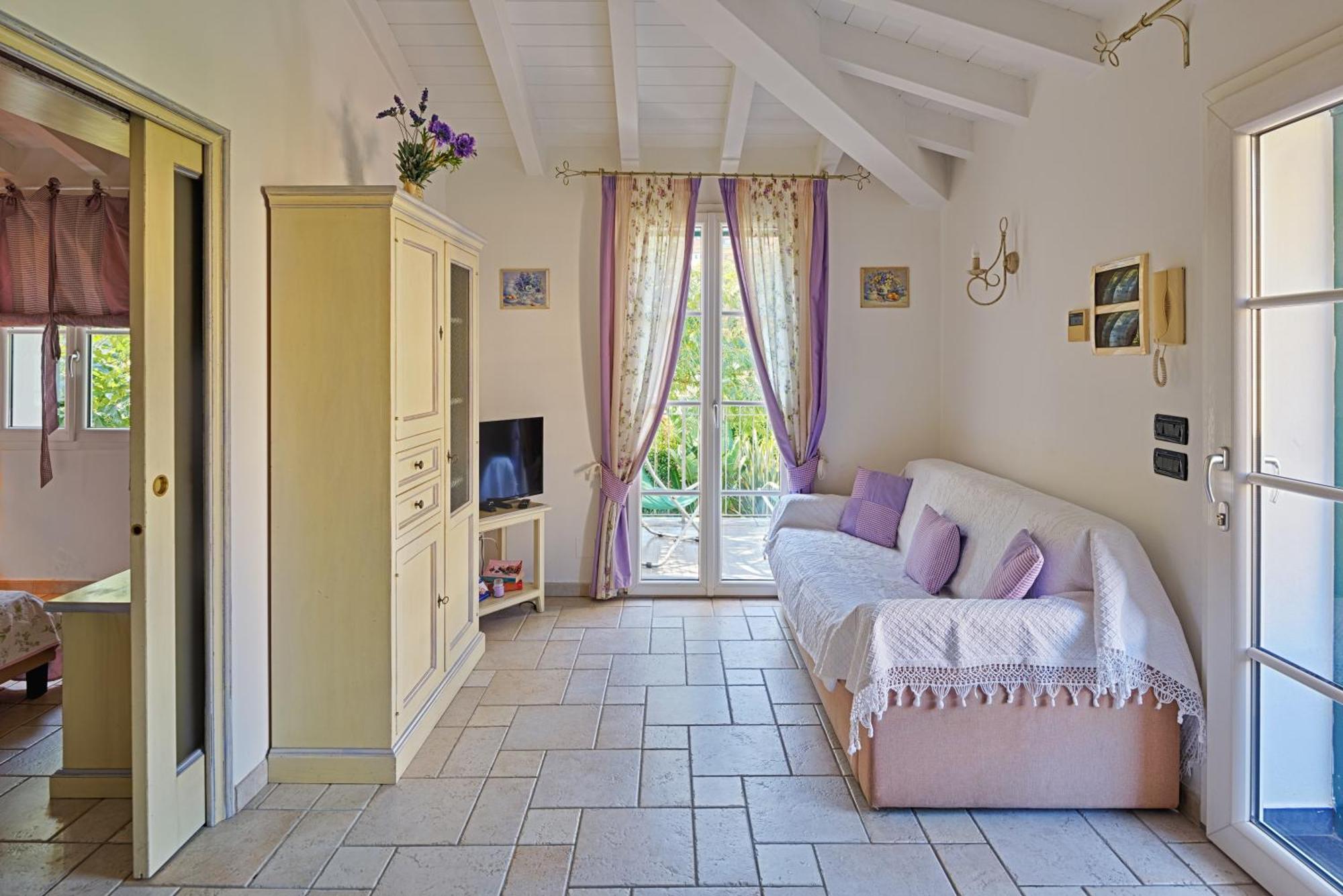 Casa Vacanze Nel Giardino Di Renzo Imperia Bagian luar foto